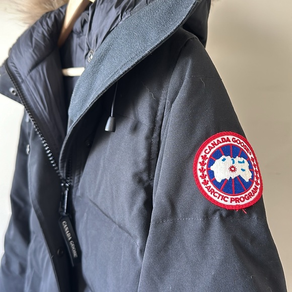 New Canada Goose Shelburne fur trim quilted puffer jacket - Picture 10 of 16